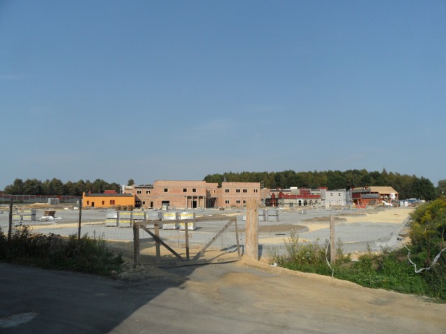 Do końca roku mają być gotowe budynki na Dzikim Zachodzie w Żorach. Otwarcie zaplanowano w maju 2012 r