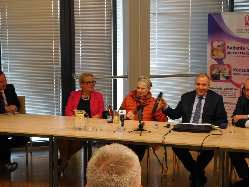 Ochojska, Duda, Mrzygłocka, Schetyna na konferencji w Wałbrzychu