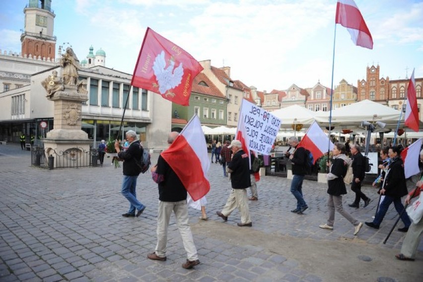 Klub Gazety Polskiej uczcił kolejną miesięcznicę katastrofy...