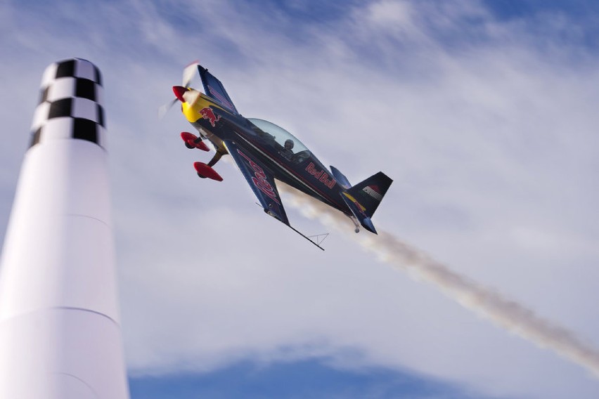 KONKURS: zrób zdjęcie telefonem i wygraj gadżety oraz spotkanie z pilotami Red Bull Air Race!