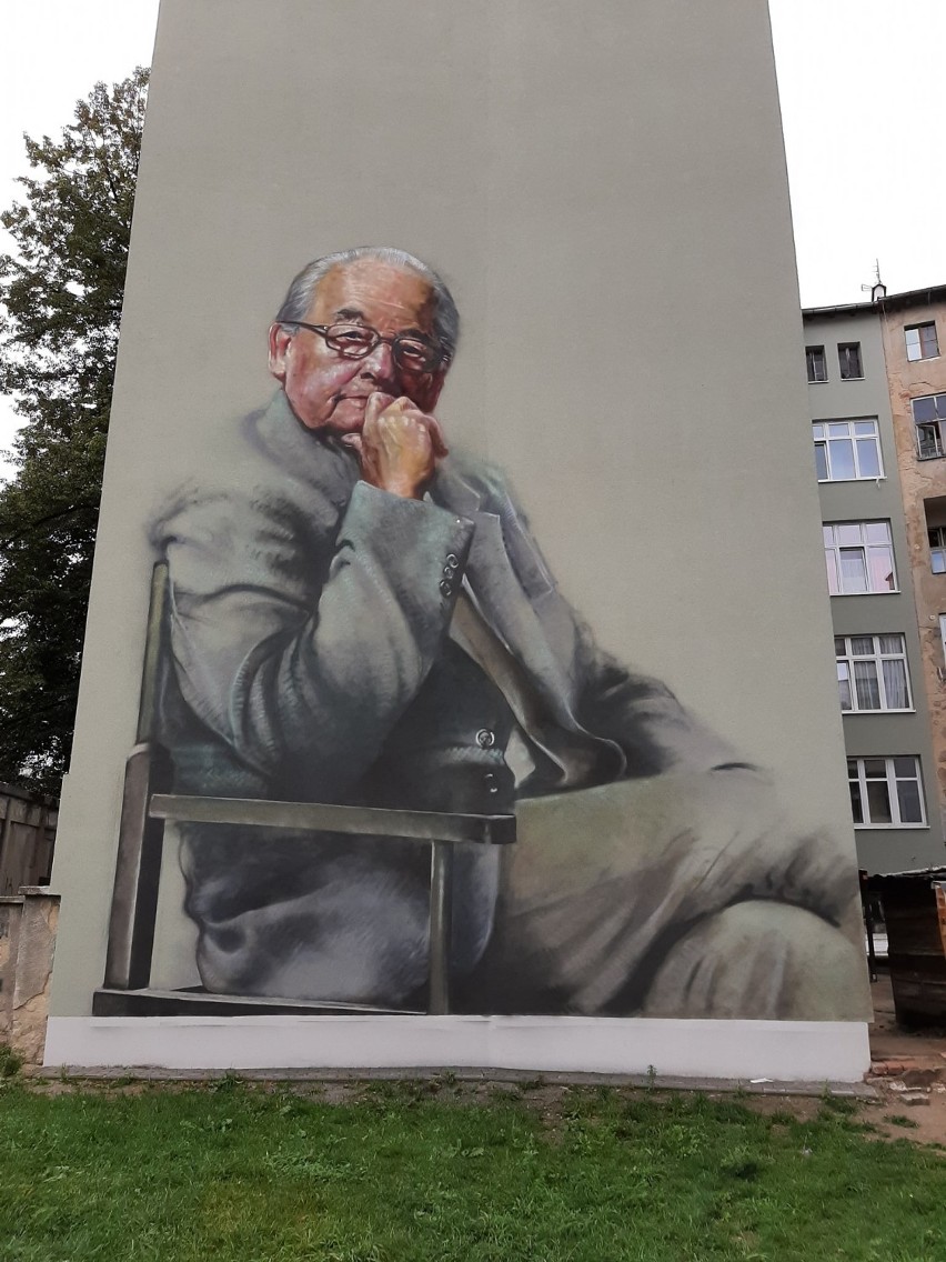 Robert Kulka namalował kolejny piękny mural w Świdnicy (ZDJĘCIA)