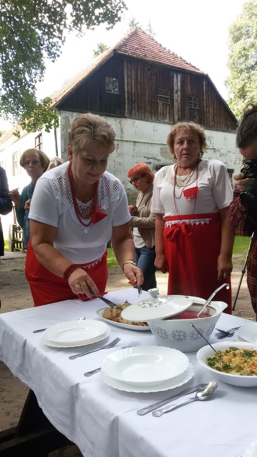 Impreza "Historyczne gotowanie" w Bogdańcu