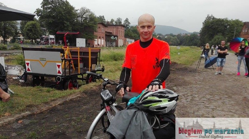Oleśniczanin Jacek Szandała wybiera się rowerem nad morze