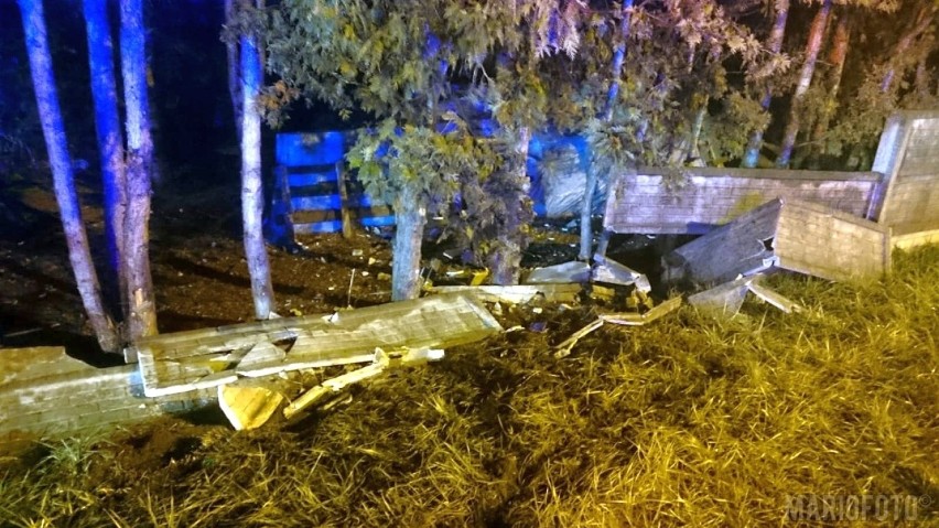 Wypadek na trasie Opole-Nysa. W Dąbrowie zderzyły się dwa auta, droga jest zablokowana