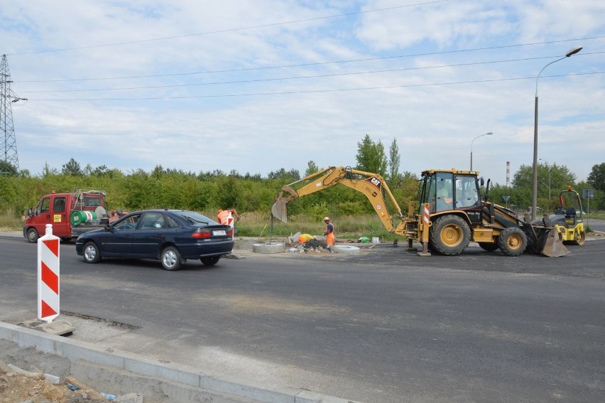 Remont ulicy Samsonowicza w Ostrowcu potrwa do końca września. Umowa na dofinansowanie podpisana