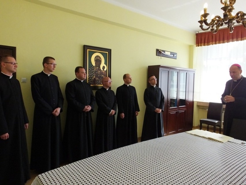 Zmiana proboszczów i wikariuszy 2016 w parafiach diecezji sosnowieckiej