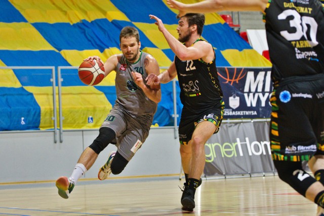 Basket Nysa w przedostatnim spotkaniu w rundzie zasadniczej. Dziś mecz w Pleszewie.