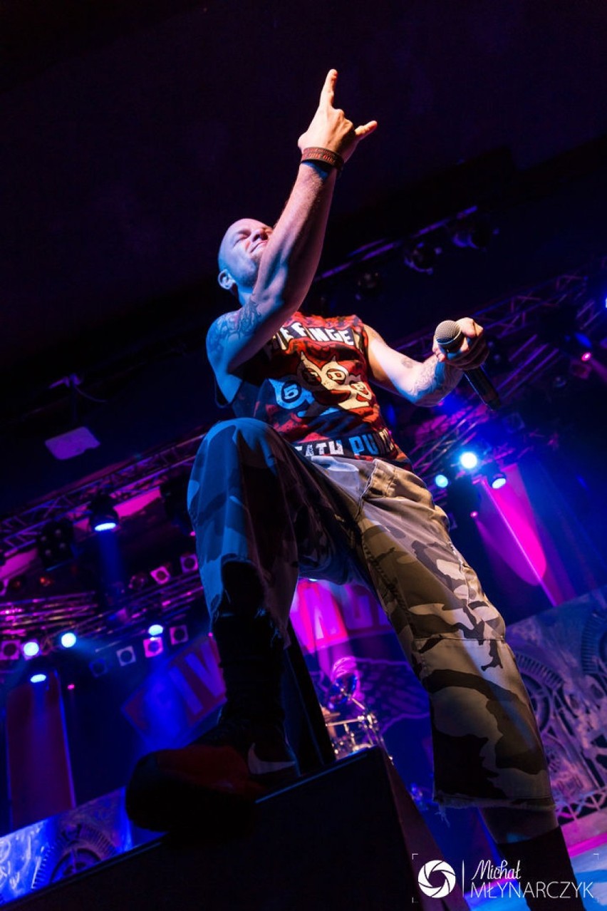 Ivan (Ghost) Moody - frontman zespołu, wokalista (fot....