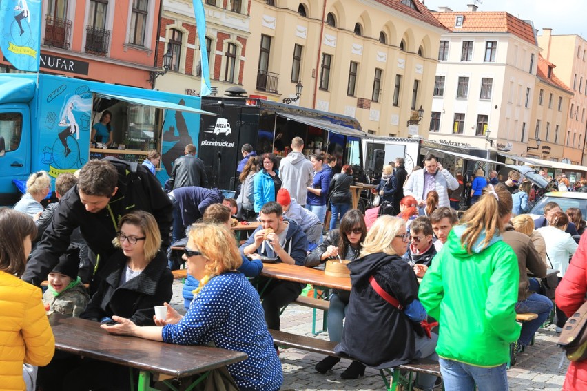 Zobacz koniecznie: Festiwal Smaków FOOD Trucków w Toruniu...