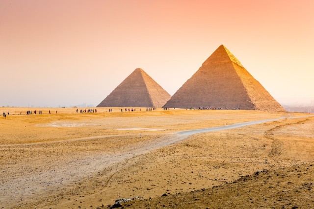 Nie trzeba już się szczepić ani testować na COVID, by wjechać do Egiptu. To jedna z najpopularniejszych turystycznych destynacji świata.