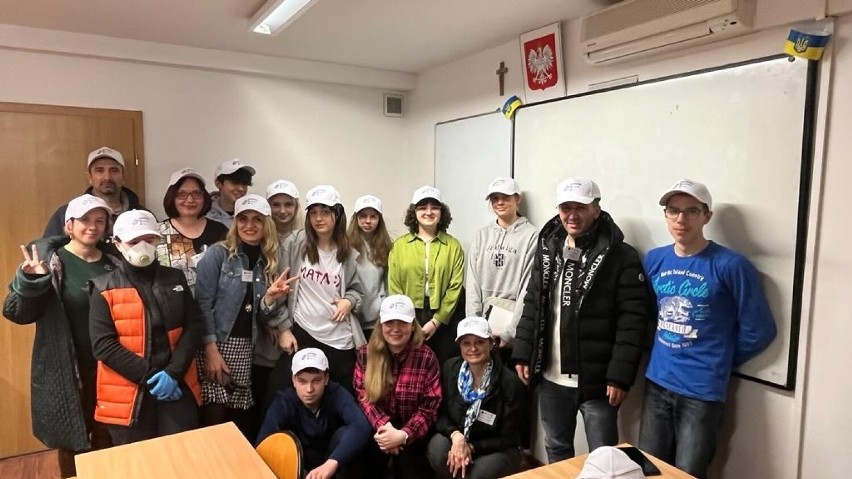  Uczniowie Prywatnego Liceum Ogólnokształcącego im. Królowej Jadwigi w Lublinie w trosce o przyszłość planety