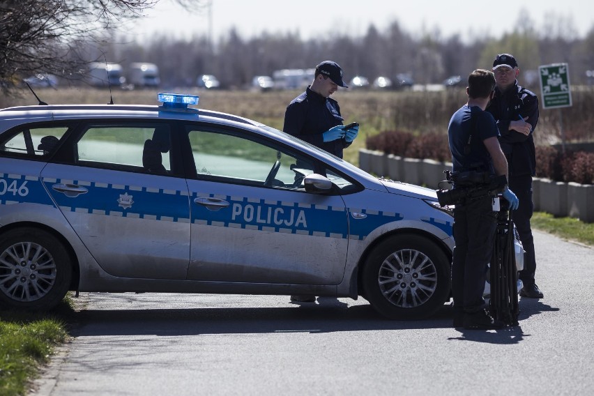 Polowanie na rowerzystów. Sypią się mandaty. Czy to zgodne z prawem?