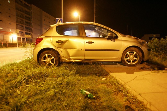 Tragiczny wypadek na Ruczaju. Rozpędzone auto wjechało w spacerującego z psem mężczyznę