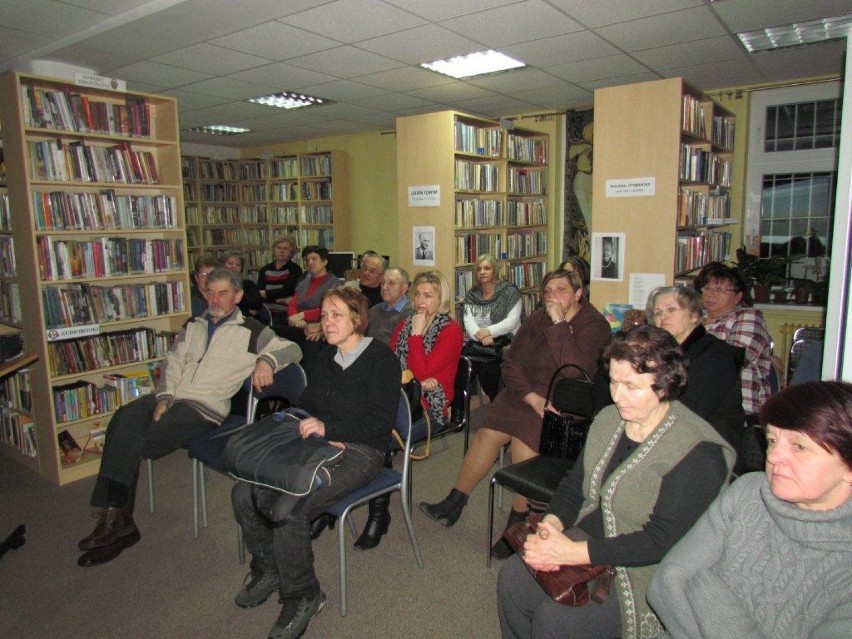 Stegnieńskie Inspiracje: Wystawa multimedialna o rezerwatach w bibliotece w Stegnie [FOTO]