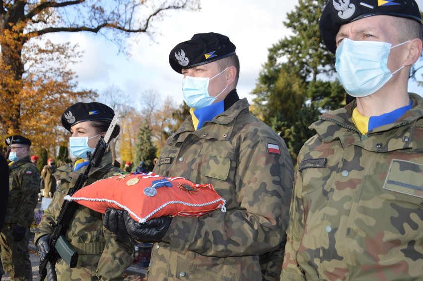 Na cmentarzu komunalnym w Żaganiu spoczął major w stanie...