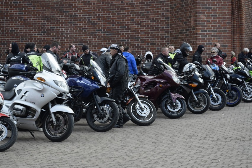 Ryk silników, wielka parada. Rozpoczęcie sezonu motocyklowego 2019 w Elblągu