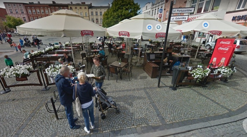 Obiektywy google street łapią "życie na gorąco" w wielu...