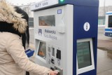12 nowoczesnych automatów biletowych już w Krakowie. Nowe menu, płatność gotówką i kartą [ZDJĘCIA]