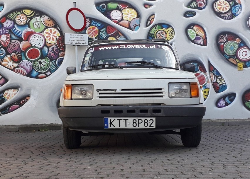 TRÓJMIASTO:

Wartburg 1.3,1990 r.
Andrzej Marcin...