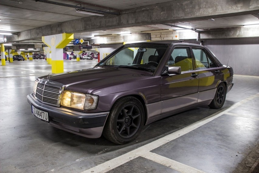 KASZUBY:

Mercedes 190 klasyk, 1992 r.
Artur Olszewski,...