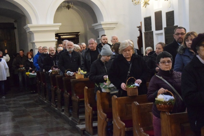 W Wielką Sobotę w kościele św. Józefa w Sandomierzu...