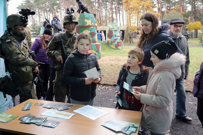 Ferie z wojskiem w Bydgoszczy. Żołnierze zapraszają dzieciaki na Dzień Otwartych Koszar