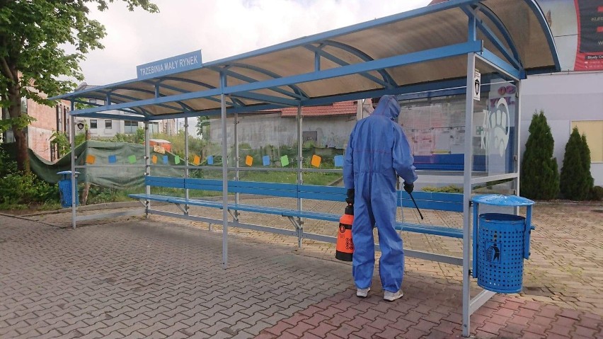 Wiaty autobusowe zostały zdezynfekowane. Pasażerowie mogą czuć się bezpieczniej 