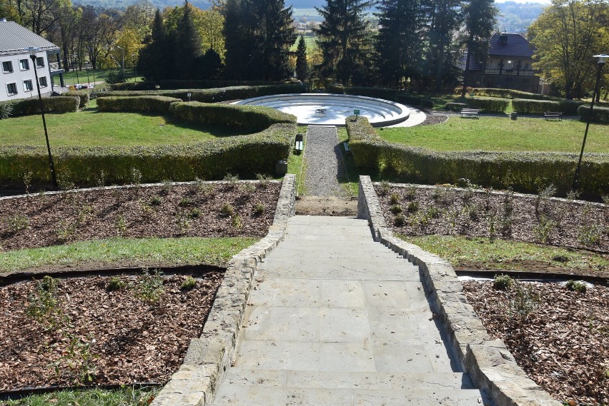 Ogród włoski w Parku Sanguszków jest już prawie na...