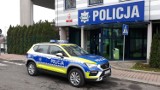 Pachnący nowością radiowóz w nowych barwach zasili KPP w Gorlicach. Nad Klimkówkę trafi też nowa łódź dla wodnego patrolu