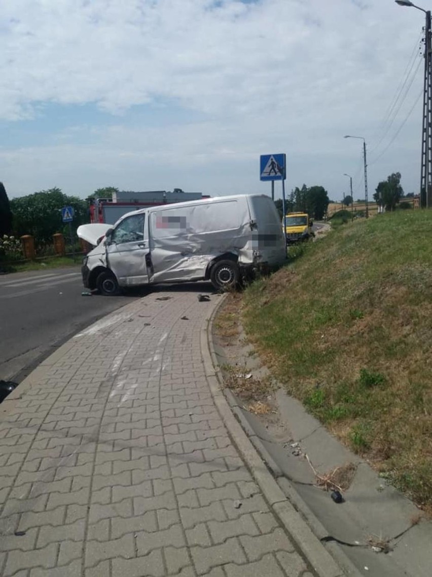 Skrzyżowanie w Połomi. Mieszkańcy chcą dodatkowego oznakowania [ZDJĘCIA] 