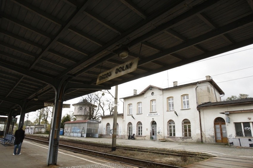 Brzeg Dolny: Dworzec PKP do remontu