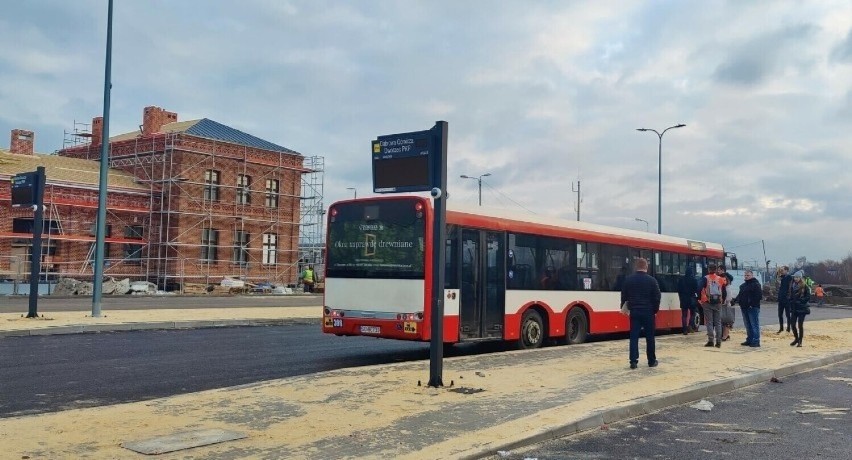 W sobotę 14 stycznia pierwsze autobusy wjadą też do centrum...
