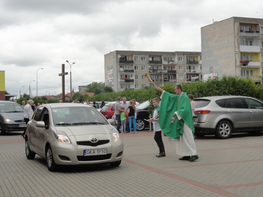 Święcenie pojazdów w parafii św.Wojciecha w Kartuzach