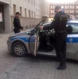 W Katowicach nie wolno robić zdjęć w miejscach publicznych? "Dzielny Tata" i policjanci