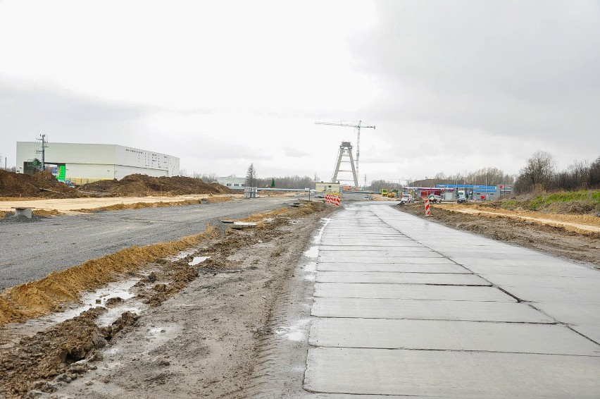 Trwa budowa nowego mostu w Rzeszowie. Zobacz zdjęcia!