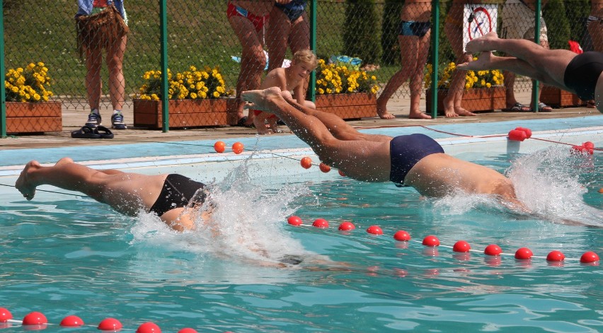 KRÓTKO: Na Księżej Górze odbyły się pływackie mistrzostwa Radzionkowa