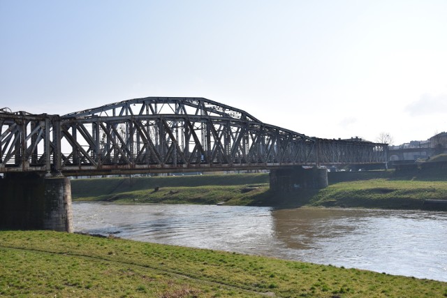 Most kolejowy w Przemyślu.