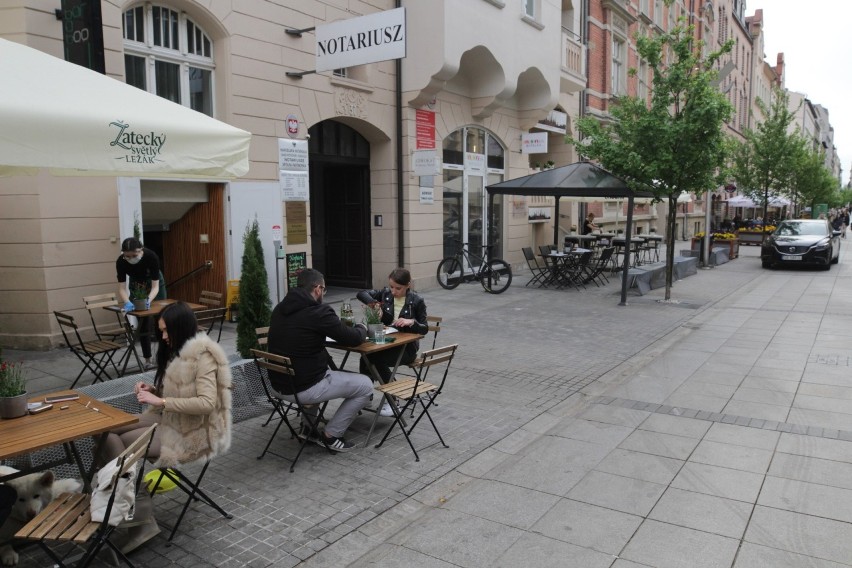 Ogródki gastronomiczne mogą działać już od kilku dni. Na...