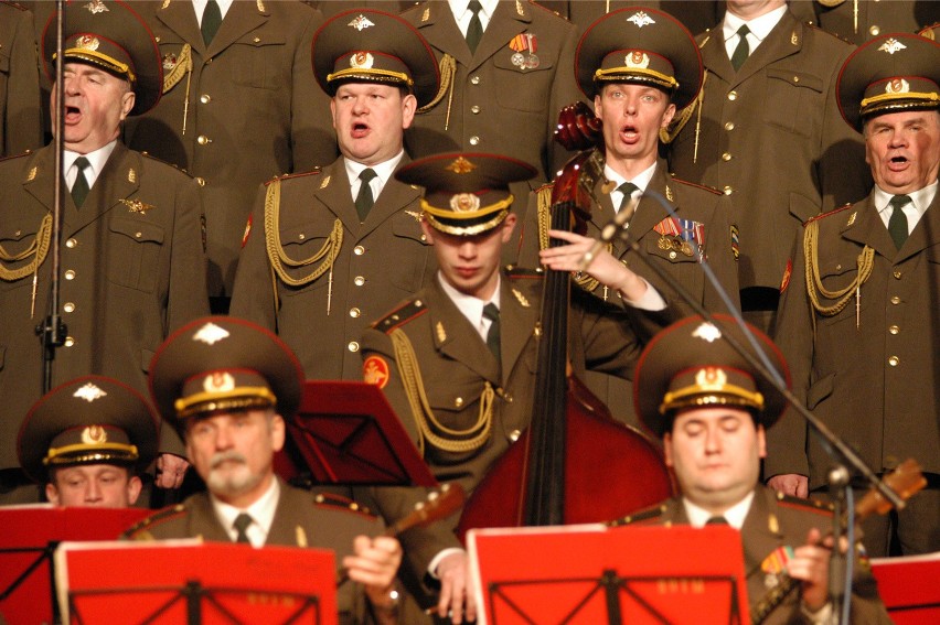 Występ Chóru Aleksandrowa w Zielonej Górze, w marcu 2005 r.