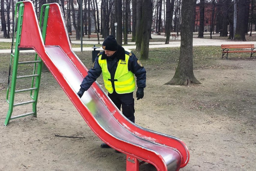 Świdnica: Place zabaw niebezpieczne dla dzieci