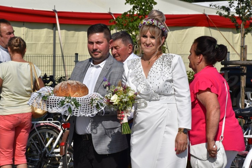 Dożynki gminy Godziesze Wielkie. Tym razem święto plonów odbyło się w Kakawie- Kolonii. ZDJĘCIA