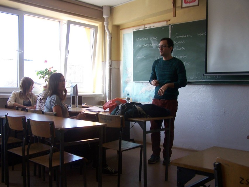 Uczniowie  Zespołu Szkół nr 3  szlifują  język przed wyjazdem do Portugalii
