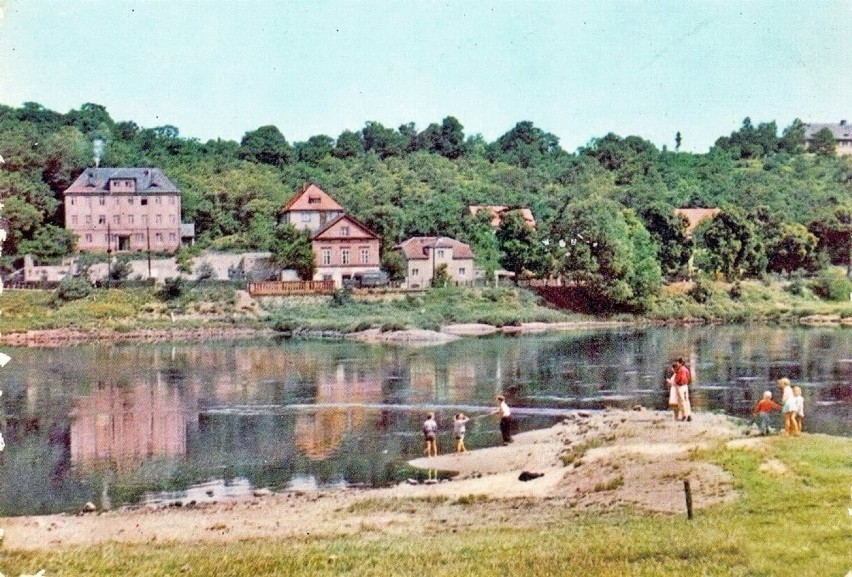 Nad brzegiem Odry około 1963 roku.