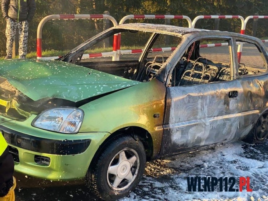 Gmina Siedlec: W sobotę rano spłonął samochód osobowy [ZDJĘCIA]