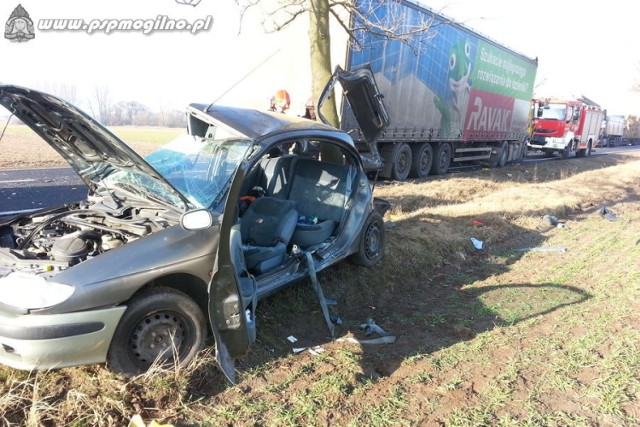 Nożyczyn: Wypadek na DK nr 25. W akcji ratowniczej brał udział helikopter [ZDJĘCIA]