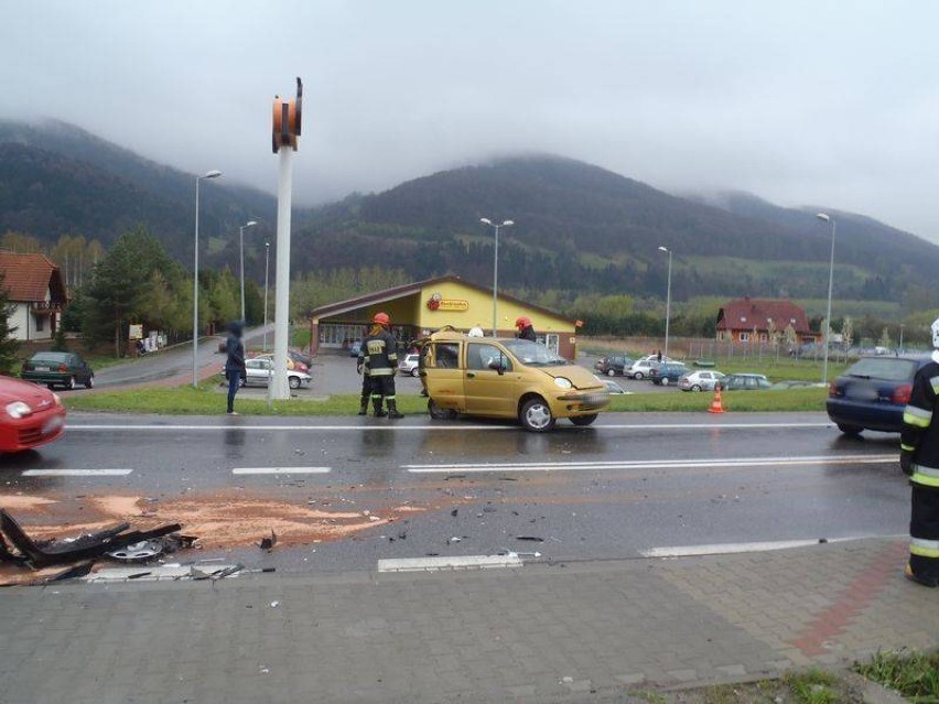 W Łącku wypadek zablokował drogę Nowy Sącza – Nowy Targ