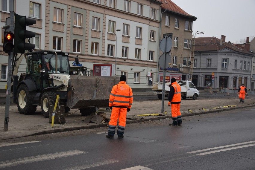 W czwartek 15 lutego rozpoczął się remont ul. Sikorskiego w...