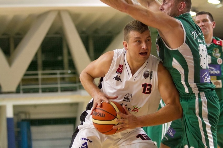 Koszykarze U!NB AZS UMCS Start Lublin po dwóch kolejnych zwycięstwach awansowali na fotel lidera II ligi 