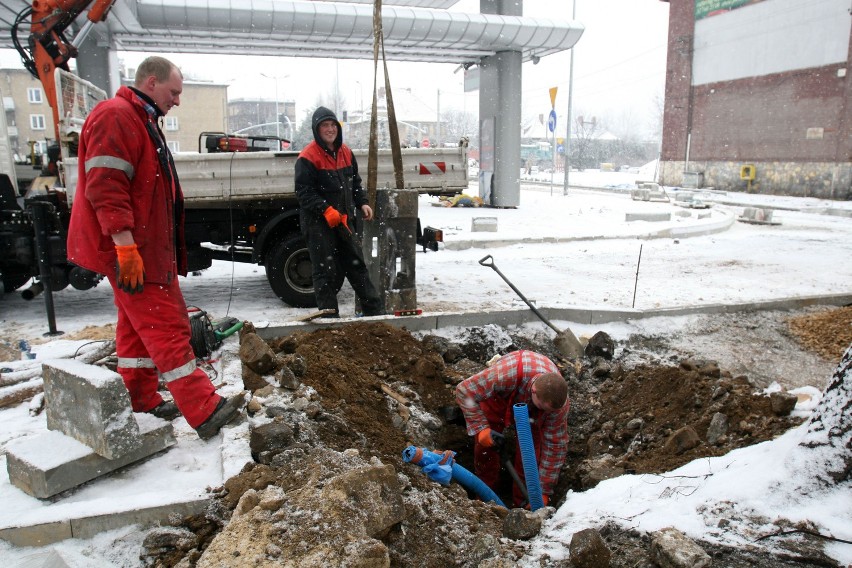 Dworzec MZKP w Tarnowskich Górach widziany z ostatnich pięter sąsiednich budynków [ZDJĘCIA]