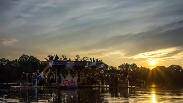 Garbicz Festival organizowany jest na terenie gminy Torzym. Jego tegoroczna edycja odbędzie się w dniach: 3-6 sierpnia. Garbicz to międzynarodowe wydarzenie skierowane do miłośników natury, sztuki i muzyki elektronicznej.